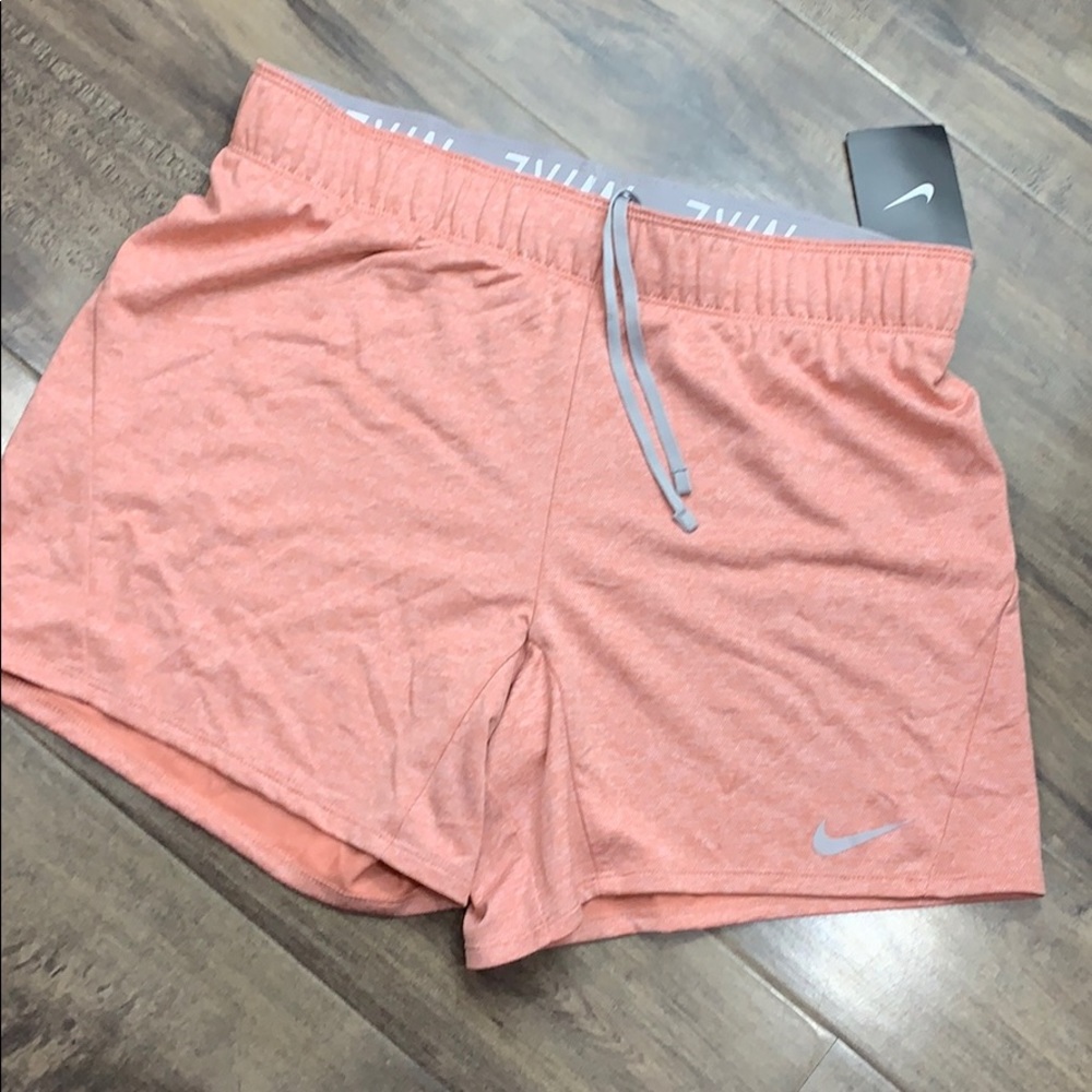 NIKE Women’s running shorts with Dri-Fit Technolog - Picture 8 of 13